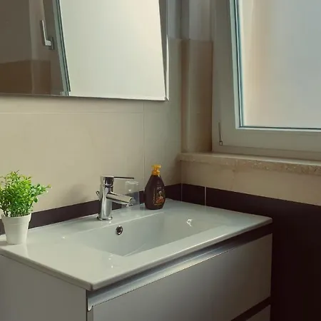 Efeso 19 4* ローマ